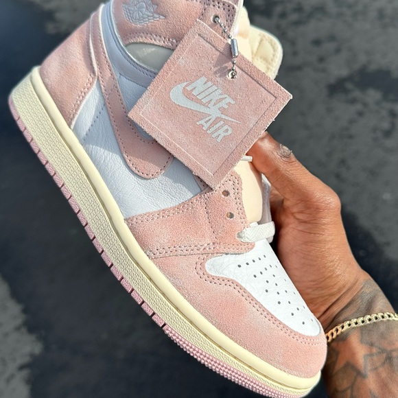 Air Jordan 1 OG “Wash Pink” BRAND NEW size 6.5 women’s - Picture 6 of 6
